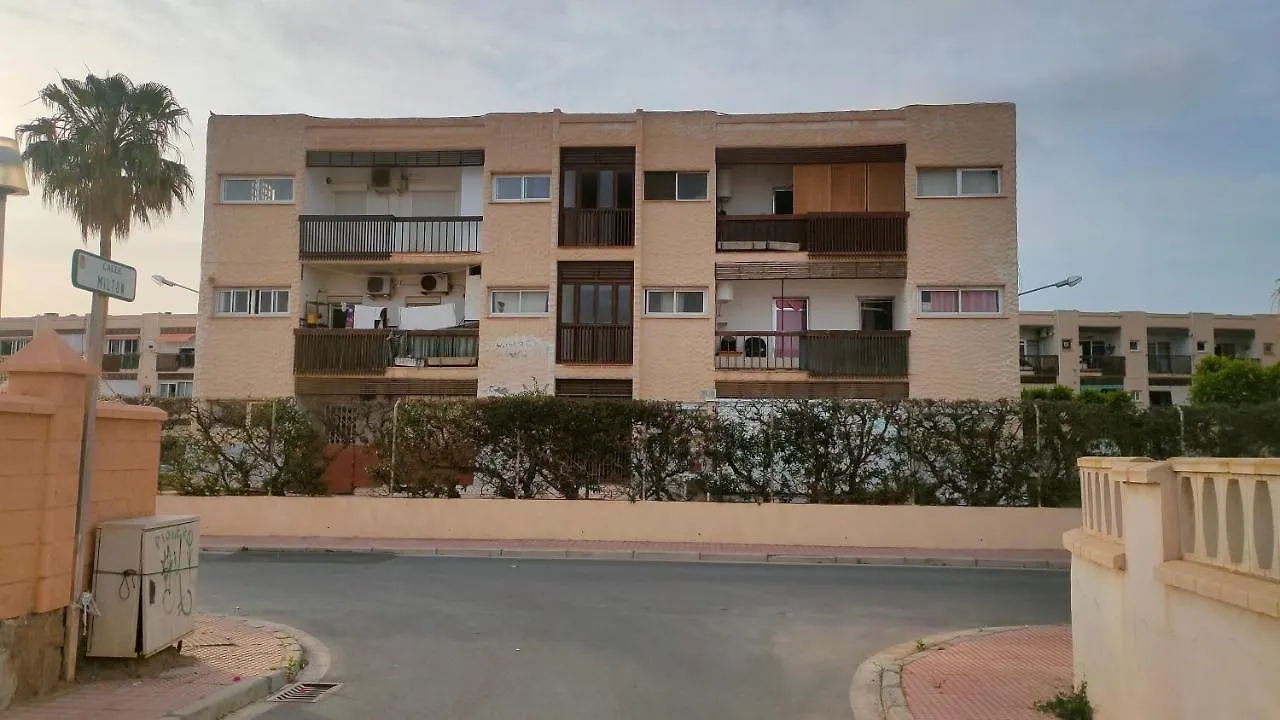 Apartamento En Costacabana El Alquian