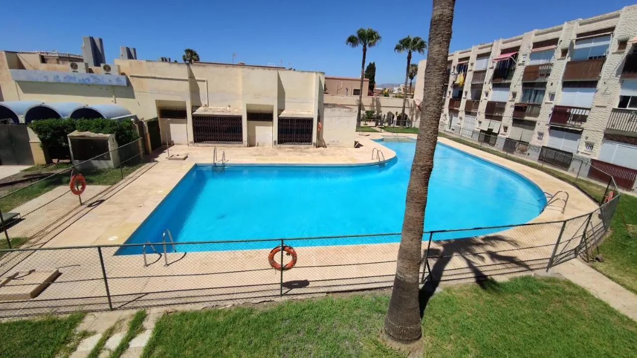 Apartamento En Costacabana El Alquián