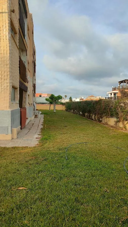 Apartamento En Costacabana El Alquián 公寓